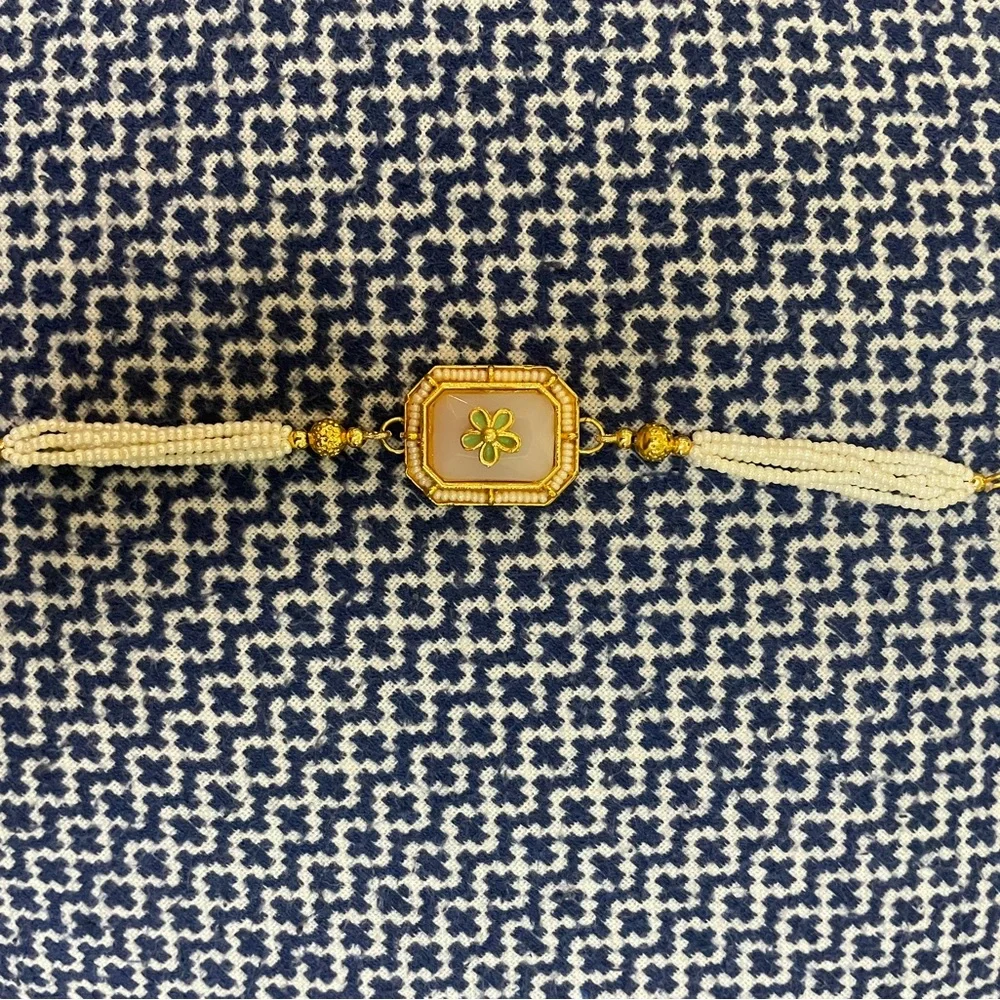 Beautifully handmade bracelet - Picture 4 of 4